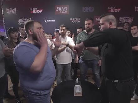 俄罗斯扇耳光大赛顶级对决,这一巴掌下去一般人承受不住!