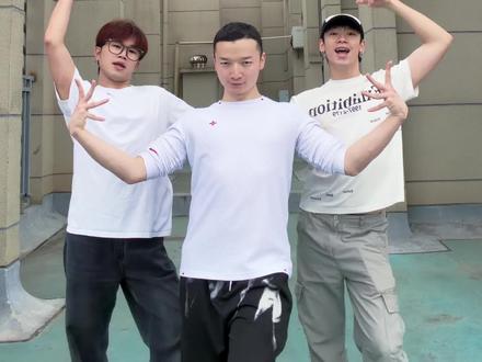 快叫你闺蜜来看,这首apt也太洗脑了吧#不知火舞 #野百合小姐 #APT