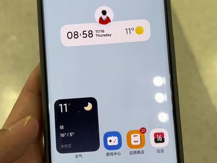 #小米手机 #小米14pro 我在机场重启了5遍还是打不开任何app,打不了车,支付不了。还好我有备用机去帮助台把sim卡换了过来,要不今天我真的走不了。