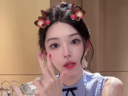 ally专属明星同款全身刷酶~ 身上暗沉,有鸡皮肤疙疙瘩瘩的,一定要去试试,一周刷一次,身体滑嫩透~ #ally#刷酶 #明星同款#ally直播 #搓澡巾