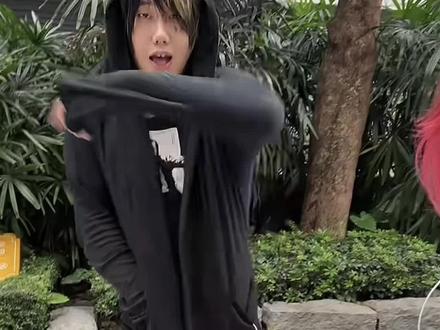 谁想法你张哥😋#吉他张 #法 #我一直在哭 #性感 #魅魔