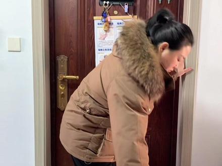 你敢信吗?一个月挣7200,在呼和浩特养家糊口,居然连一点抗风险的余地都没有。#全职妈妈 #创作者中心 #日常vlog #工资 #记录真实生活