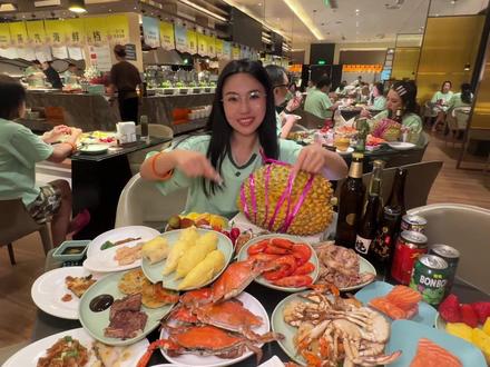 泰国金枕榴莲吃到扶墙出太爽了 #泡泡森林保工店 #东北超 #榴莲驾到 #泡泡助力东北超