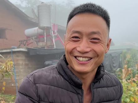 他甚至知道世间并无感同身受…