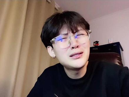 #许杨君 我真的想破脑壳也没想明白,这破梗居然是秀恩爱的...