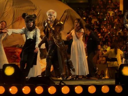 新编曲好听死了!!!#薛之谦 #动物世界 #薛之谦万兽之王巡回演唱会