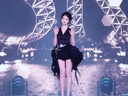 S K七月份月度盛典前40走秀 #SK#女团