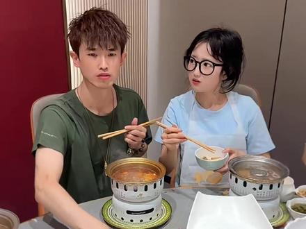 356. 《痒》憋笑挑战,七七真是来进货的哈哈 #办公室游戏 #憋笑挑战 #憋笑