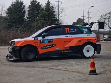 拉力版萤火虫来啦 建议量产这套前后包围🤣
#firefly萤火虫 #飞驰人生3 #拉力版