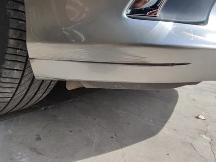 为什么一点刮痕就要选择全喷,还要等好几天,留着原车漆不好么,小修补更保值#车知识分享计划 #汽车划痕修复 #汽车刮痕