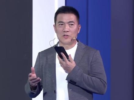 人人都不看好你 偏偏你最争气!#黄健翔调侃AI根本不懂球 #AI到底懂不懂球黄健翔替你问了 #黄健翔对足球预测有自己的理解 #AI