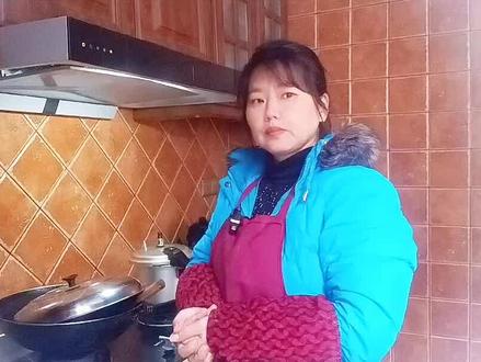 炒菜用煤气灶的左边还是右边好?你是不是一直都用错了 #煤气灶的使用 #炒菜也分左右 #煤气灶的正确使用方法