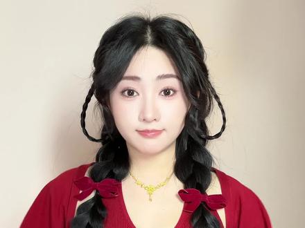 新年开运发型🧨甜美减龄垂耳兔双麻花 简单好上手 过年梳喜庆又可爱!手残党姐妹也能放心冲~几分钟就能搞定!赶快试试吧~#编发简单易学 #发型教程 #双麻花辫教程 #垂耳兔发型 #新年发型教程