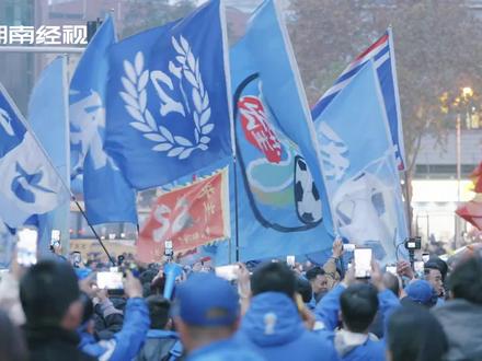 永州队的夺冠,是每一场队员们拼尽全力得来的。
#湘超足球联赛
#湘超永州队
#湖南足球
#永州队
#湘超