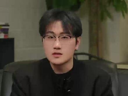 怕纯电续航崩、混动质感差?极狐全新阿尔法T5完美拿捏!