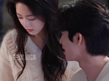 #宋威龙#赵今麦总是搞乌龙再悄悄麦个大的哈哈哈#骄阳似我 #cp #万万没想到