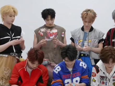 小宝宝🥺#刘耀文 #刘耀文楼奢一 #佟弋 #佟弋五代神级骨相门面