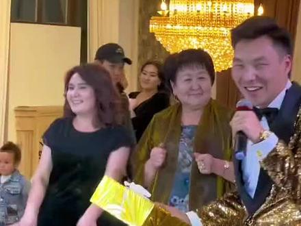 吉尔吉斯坦鸟叔#婚礼party #洗脑神曲