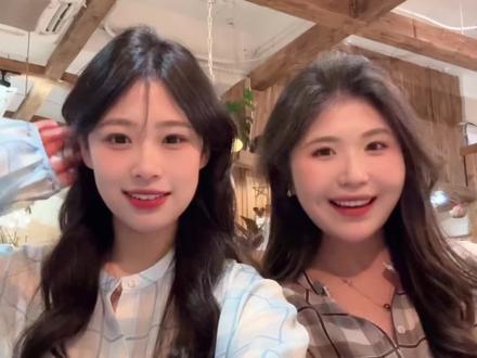 嘣沙卡拉卡~#和你的好姐妹一起拍 #手势舞 #好朋友见面方式