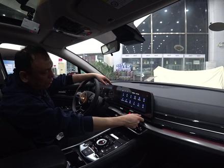 狮铂拓界车内简单体验(静态)