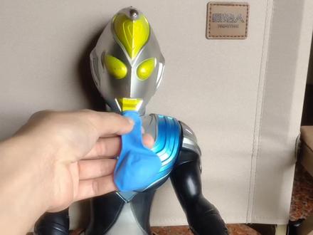 原来小鱼捏捏这么好玩#手工#手工diy