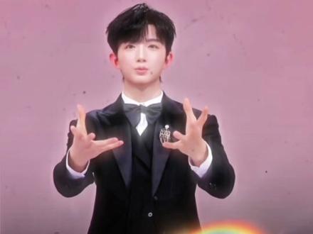 云启休假第二天 是谁还困在2.10号那场直播里出不来,有幸成为云朵er,被一次次感动#ALL苏江IN03 @云启☁️(ALL-IN03)