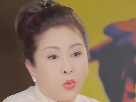 向佑到底干了什么?向太直接拉黑,向华强连面都不见, 公布遗嘱细节,2个儿子只给生活费,不饿死就行!