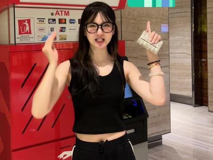 出国旅游还要换钱?在新马泰 带好一张中国银联卡就能原地取钱啦!#新马泰 #泰国旅游 #泰国旅游必看