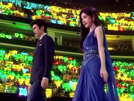 鞠婧祎一身蓝色礼服领奖 好美好仙 #鞠婧祎 #星光大赏