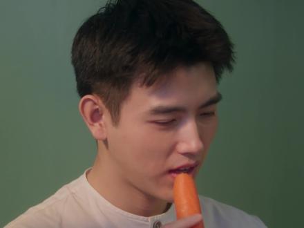 #纯真年代的爱情开播 胡萝卜食补疗法,吃过的人都说蒸蚌!#纯真年代的爱情 #陈飞宇 #孙千