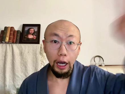 【你懂格调】塑水宗2.0 // 你只看特效,永远看不懂塑水宗 这条视频成本略高,希望大家千万不要吝啬三连和关注,帮主包回回血主要是情绪价值...
最后给大家我主观的购买建议:
综合质感、设计、全套氛围体验,我给塑水宗 2.0 打出8.9 分高分。
- 预算充足、看重格调与内核,喜欢系列完整的叙事感与收藏价值,直接全套入手
- 还在犹豫、追求性价比,优先单入近战刀 + 鬼魅,其余武器看自己的手感与喜好自由选择。
游戏消费没有标准答案,你喜欢、你顺眼、玩得开心,才是最重要的。
这里是坚持小众深度视角的帅老板,关于塑水宗 2.0,你觉得是诚意续作,还是敷衍换皮?欢迎在评论区留下你的看法。
想看更多皮肤深度测评,记得翻我主页,由衷感谢每一位屏幕前你的关注和三连!!!!!!,我们下期再见!#无畏契约 #无畏契约塑水宗2 #没有人能拒绝玩无畏契约 #我的游戏实力无需多言 #游戏破壁计划