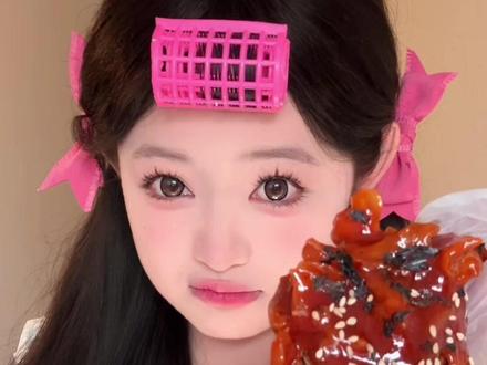 酥脆炸物+酸汤面叶 一口就爱惨! #华味坊酸汤面叶#华味坊 #深夜美食