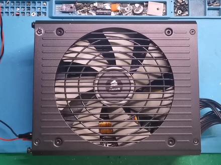 不开机的海盗船750w,故障点贼隐蔽,感觉是厂家故意设计的