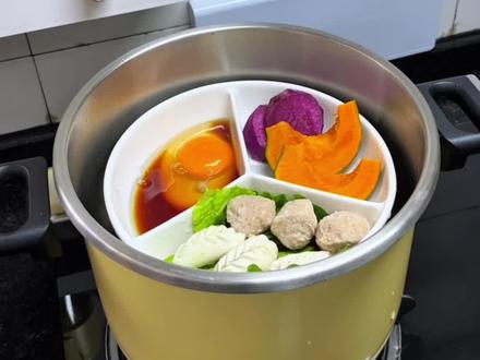 十分钟搞定早餐一锅出,营养均衡,少油少盐#高压锅美食 #懒人一锅出 #一锅出 #陶瓷分格盘 #真实生活分享计划