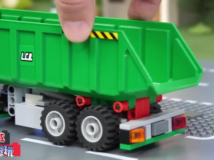 汽车玩具:运输车运输沙子,齐心协力建造消防站 ,团结力量大! #儿童玩具视频 #工程车玩具 #工程车模型