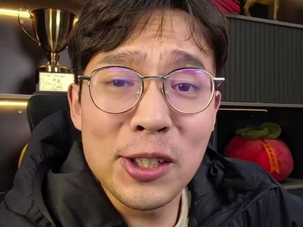 阿里王炸!千问3.5模型开源炸场,到底有啥影响?#财经 #阿里千问大模型 #股民 #金融 #千问大模型