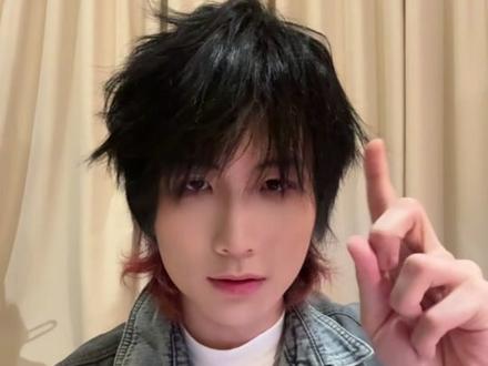 奔着玩儿去,玩两个月也成大局头了 #酒吧 #抓手指