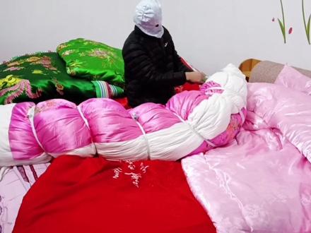 绸缎棉被包裹捆绑趣事丨纯音乐《五百年沧海桑田》#原创#中视频伙伴计划