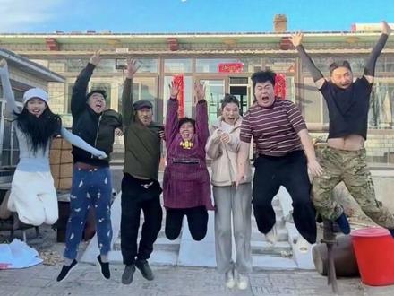 “我爱孟屯”
#蒋一帆 #张智超 #小奥奥 #孟屯 #男人之间的快乐