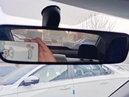 第4代帝豪防炫目内后视镜如何使用#第4代帝豪