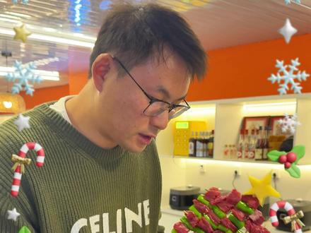 烧烤人有自己的圣诞树(看着简单做了个把小时)#烧烤 #东方一串 #烧烤圣诞树