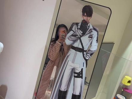 终于知道哥哥有多高了…#夏以昼 #恋与深空 #人形立牌