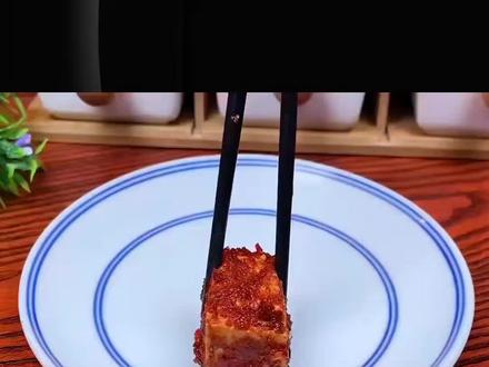 粘土手艺人突发奇想
#霉豆腐的风还是吹到了粘土界 #手工DIY
#在玩一种很新的东西 #霉豆腐 #自制霉豆腐