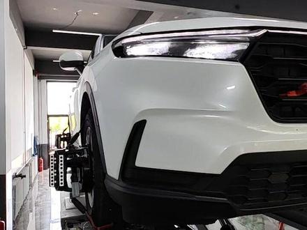 看看新款crv的底盘。