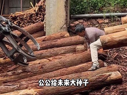 公公给未来大孙子做的100件家具-榫卯摇摇床 #vlog日常 #记录真实生活 #花西子粉饼