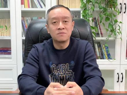 数据表现工具矩阵图,指从问题事项中找出成对的因素群,分别排列成行和列,找出其间行与列的相关性或相关程度大小的一种方法 #PMP #项目管理 #矩阵图 #数据表现工具