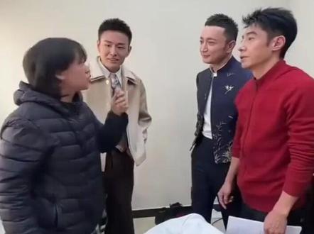 #尼格买提#说自己就擅长帮倒忙,与邓男子三次合作魔术节目