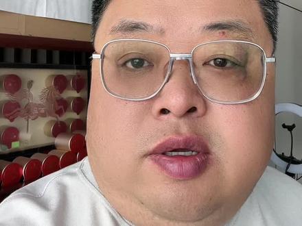 真相了!DeepSeek崩机不是意外,是国产AI最大短板!#财经 #deepseek #国产AI #崩溃瞬间 #股票