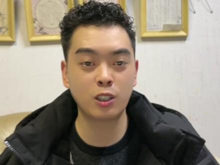 #短剧 #禁忌之恋 #枕上撩火 #申浩男 #孟娜 申浩男和孟娜的新剧《枕上撩火》,六搭果然没让人失望,让我彻底上头。