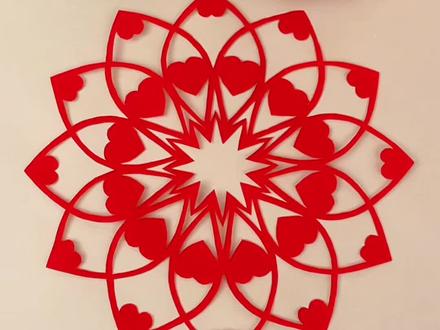 画两条交叉弧线,就能剪好看的新年窗花,陪孩子动手试一试!#窗花#剪纸#亲子手工#新年手工